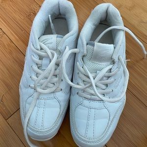 ZEPHZ CHEER SHOES size 2.5 kids